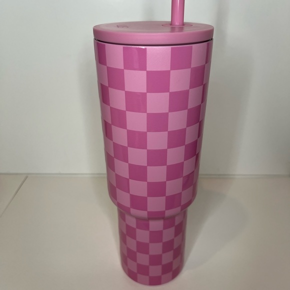 Simple Modern Pink Checkered Valentines trek 40 oz - Picture 4 of 7